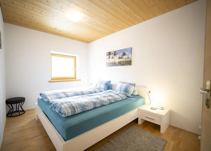 Chasa Chavrioel Apartment