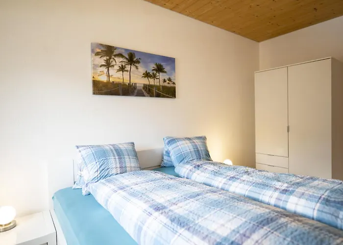 Апартаменты Chasa Chavrioel