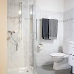Chasa Chavrioel Apartment *